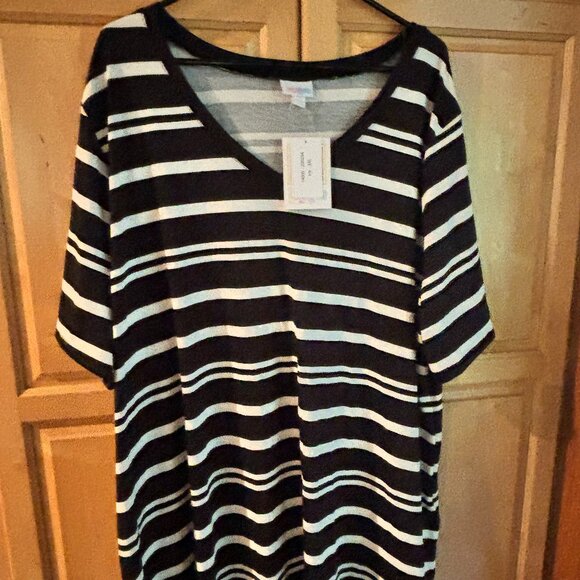 llr blk wht striped Gifted as free gift - Picture 1 of 1